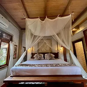 Bali Moon 2*, Ubud Indonesië