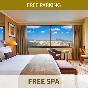 Grand Towers - Czech Leading ***** פראג