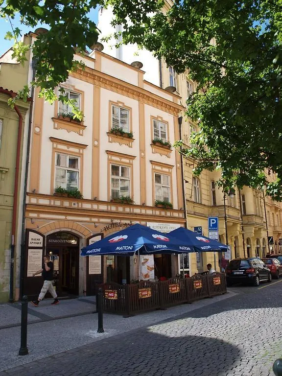 Antik Hotel Prague 4*,